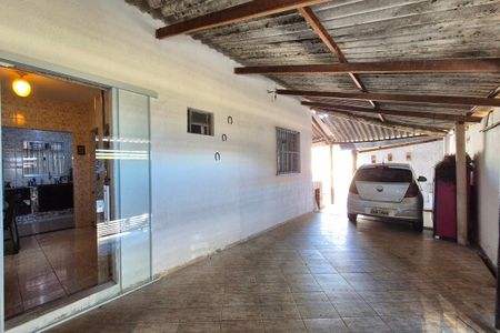 Casa à venda com 299m², 3 quartos e 2 vagasGaragem 