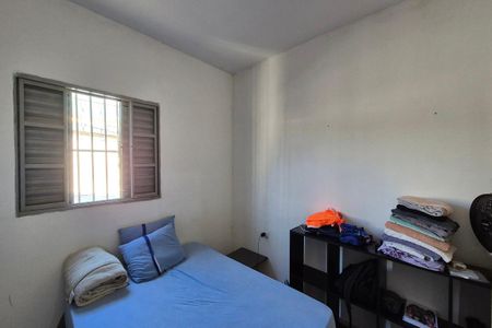 Casa à venda com 299m², 3 quartos e 2 vagasQuarto 2 