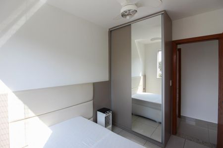Apartamento à venda com 156m², 4 quartos e 3 vagas Apartamento à venda com 156m², 4 quartos e 3 vagasQuarto 1