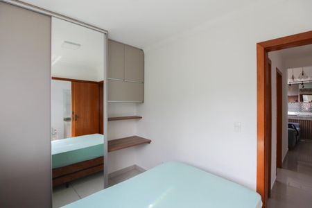 Apartamento à venda com 156m², 4 quartos e 3 vagas Apartamento à venda com 156m², 4 quartos e 3 vagasSuíte