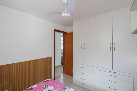 Apartamento à venda com 156m², 4 quartos e 3 vagas Apartamento à venda com 156m², 4 quartos e 3 vagasQuarto 2
