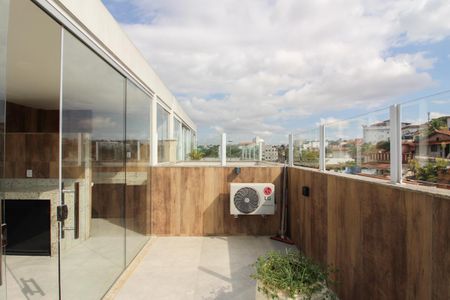 Apartamento à venda com 156m², 4 quartos e 3 vagas Apartamento à venda com 156m², 4 quartos e 3 vagasCobertura