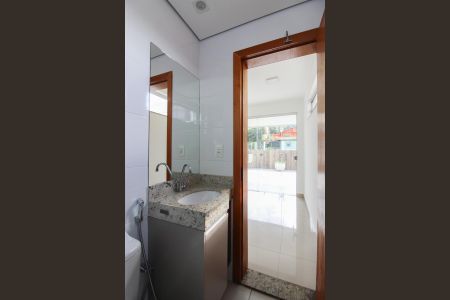 Apartamento à venda com 156m², 4 quartos e 3 vagas Apartamento à venda com 156m², 4 quartos e 3 vagasBanheiro Social 2