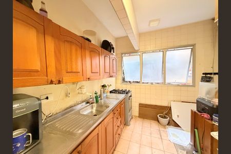 Apartamento à venda com 80m², 3 quartos e 1 vagaCozinha