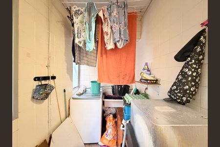 Apartamento à venda com 80m², 3 quartos e 1 vagaÁrea de Serviço