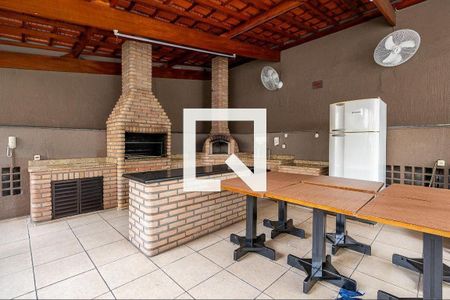 Apartamento para alugar com 60m², 2 quartos e 2 vagas Apartamento para alugar com 60m², 2 quartos e 2 vagasÁrea comum - Churrasqueira