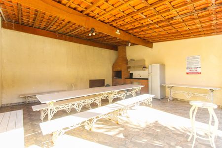 Apartamento à venda com 54m², 2 quartos e 1 vaga Apartamento à venda com 54m², 2 quartos e 1 vagaÁrea comum - Churrasqueira