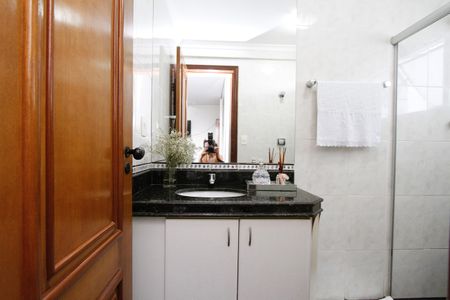 Apartamento à venda com 105m², 3 quartos e 3 vagasBanheiro da Suíte