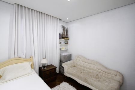 Apartamento à venda com 105m², 3 quartos e 3 vagasQuarto 