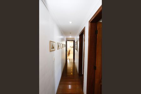 Apartamento à venda com 105m², 3 quartos e 3 vagasCorredor