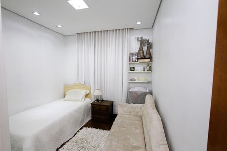 Apartamento à venda com 105m², 3 quartos e 3 vagasQuarto 