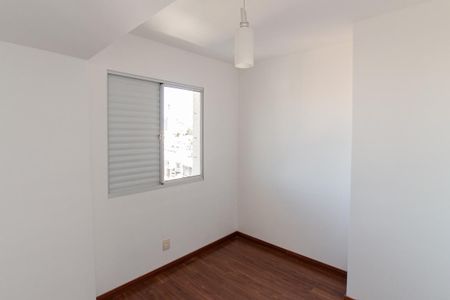 Apartamento à venda com 67m², 3 quartos e 1 vagaQuarto 2