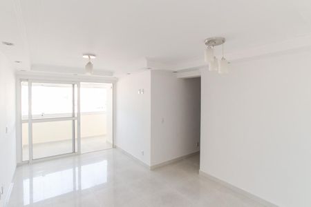 Sala de apartamento à venda com 3 quartos, 67m² em Vila Medeiros, São Paulo