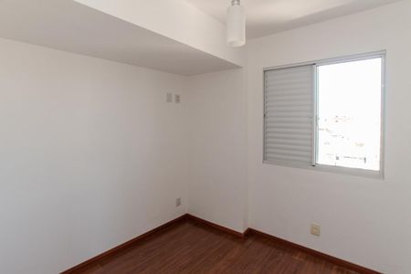 Apartamento à venda com 67m², 3 quartos e 1 vagaQuarto 2