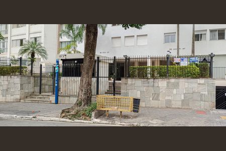 Apartamento para alugar com 132m², 3 quartos e 2 vagasFachada