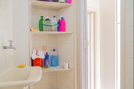Apartamento para alugar com 132m², 3 quartos e 2 vagasBanheiro de Serviço