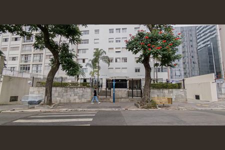 Apartamento para alugar com 132m², 3 quartos e 2 vagasFachada
