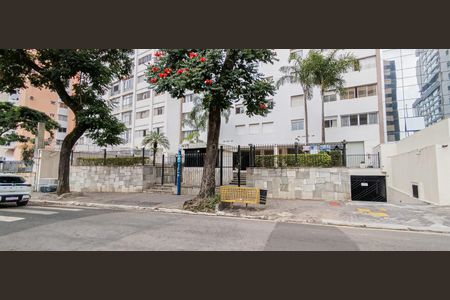 Apartamento para alugar com 132m², 3 quartos e 2 vagasFachada