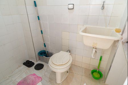Apartamento para alugar com 132m², 3 quartos e 2 vagasBanheiro de Serviço