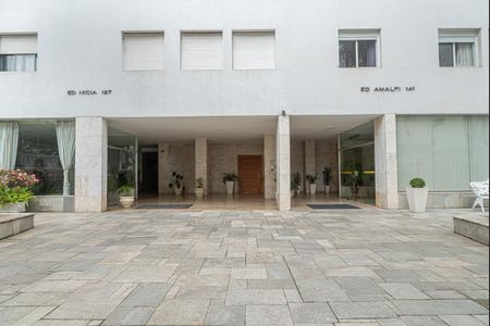 Apartamento para alugar com 132m², 3 quartos e 2 vagasÁrea comum - Entrada do Edifício