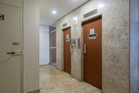 Apartamento para alugar com 132m², 3 quartos e 2 vagasÁrea comum - Elevadores