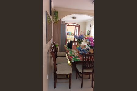 Sala de casa à venda com 3 quartos, 216m² em Parque Capuava, Santo André