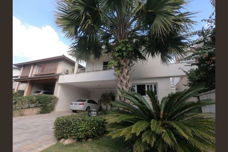 Casa de condomínio à venda com 350m², 1 quarto e 6 vagas Casa de condomínio à venda com 350m², 1 quarto e 6 vagasVista da Rua