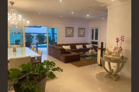 Sala de casa de condomínio à venda com 1 quarto, 350m² em Residencial Quatro (alphaville), Santana de Parnaíba