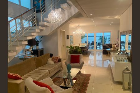 Sala de casa de condomínio à venda com 1 quarto, 350m² em Residencial Quatro (alphaville), Santana de Parnaíba