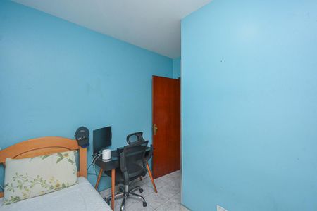 Casa à venda com 220m², 5 quartos e 2 vagas Casa à venda com 220m², 5 quartos e 2 vagasQuarto 3