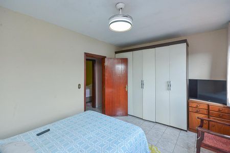 Quarto 1 de casa à venda com 5 quartos, 220m² em Parque Colonial, São Paulo