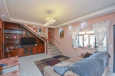 Casa à venda com 220m², 5 quartos e 2 vagas Casa à venda com 220m², 5 quartos e 2 vagasSala