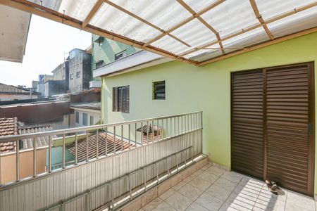 Casa à venda com 220m², 5 quartos e 2 vagas Casa à venda com 220m², 5 quartos e 2 vagasSacada