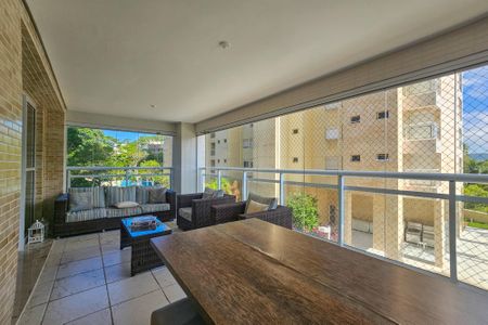 Apartamento para alugar com 3 quartos, 158m² em Parque Enseada, Guarujá