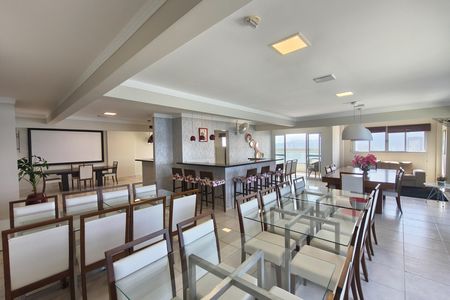 Apartamento para alugar com 116m², 3 quartos e 2 vagas Apartamento para alugar com 116m², 3 quartos e 2 vagasÁrea comum - Salão de festas