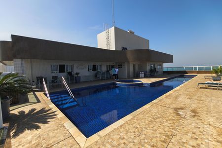 Apartamento para alugar com 116m², 3 quartos e 2 vagas Apartamento para alugar com 116m², 3 quartos e 2 vagasÁrea comum - Piscina