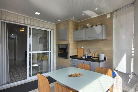 Apartamento para alugar com 116m², 3 quartos e 2 vagas Apartamento para alugar com 116m², 3 quartos e 2 vagasSacada