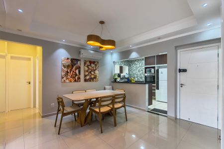 Apartamento para alugar com 116m², 3 quartos e 2 vagas Apartamento para alugar com 116m², 3 quartos e 2 vagasSala