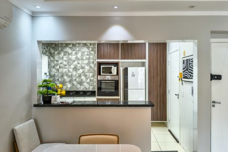Apartamento para alugar com 116m², 3 quartos e 2 vagas Apartamento para alugar com 116m², 3 quartos e 2 vagasCozinha