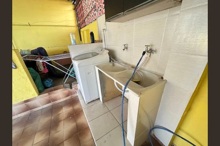 Casa à venda com 70m², 2 quartos e sem vagaÁrea de Serviço