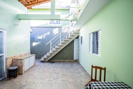Casa à venda com 140m², 3 quartos e 2 vagasÁrea de serviço e quintal
