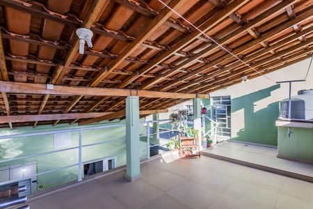 Casa à venda com 140m², 3 quartos e 2 vagasEspaço Gourmet