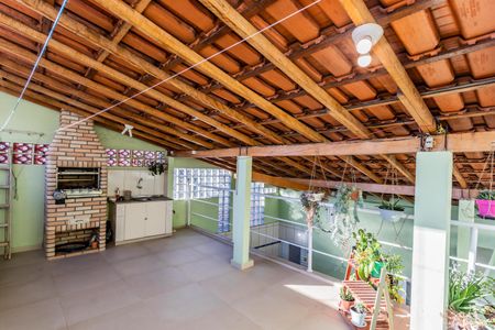 Casa à venda com 140m², 3 quartos e 2 vagasEspaço Gourmet