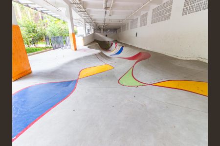 Apartamento para alugar com 50m², 2 quartos e sem vagaÁrea comum - Pista de Skate