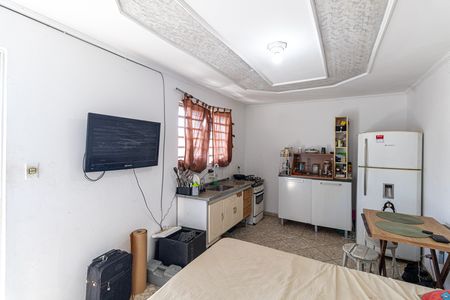Casa à venda com 150m², 4 quartos e 2 vagas Casa à venda com 150m², 4 quartos e 2 vagasCasa 2
