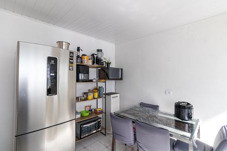 Casa à venda com 150m², 4 quartos e 2 vagas Casa à venda com 150m², 4 quartos e 2 vagasCasa 3 - Cozinha