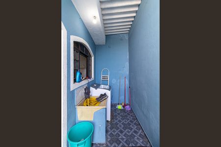Casa à venda com 150m², 4 quartos e 2 vagas Casa à venda com 150m², 4 quartos e 2 vagasCasa 1 - Área de Serviço