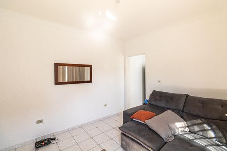 Casa à venda com 150m², 4 quartos e 2 vagas Casa à venda com 150m², 4 quartos e 2 vagasCasa 3 - Sala
