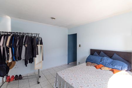 Casa à venda com 150m², 4 quartos e 2 vagas Casa à venda com 150m², 4 quartos e 2 vagasCasa 1 - Quarto 1