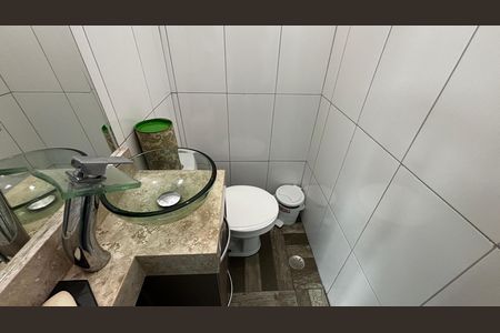 Apartamento à venda com 100m², 2 quartos e 1 vaga Apartamento à venda com 100m², 2 quartos e 1 vagaCobertura - Banheiro